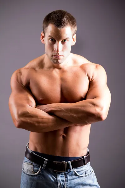 Muscular man — Stock Photo, Image