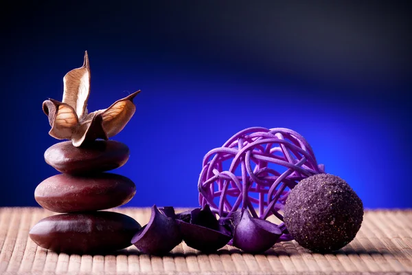 Potpourri arranged zen style — Stock Photo, Image