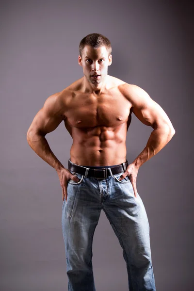 Muscular man — Stock Photo, Image