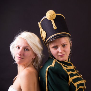 güzel gelin ve hafif süvari eri