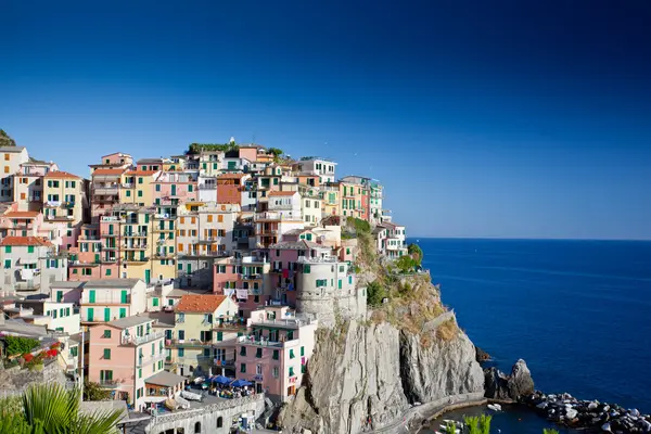 Manarola, cinque terre, feld y — стоковое фото