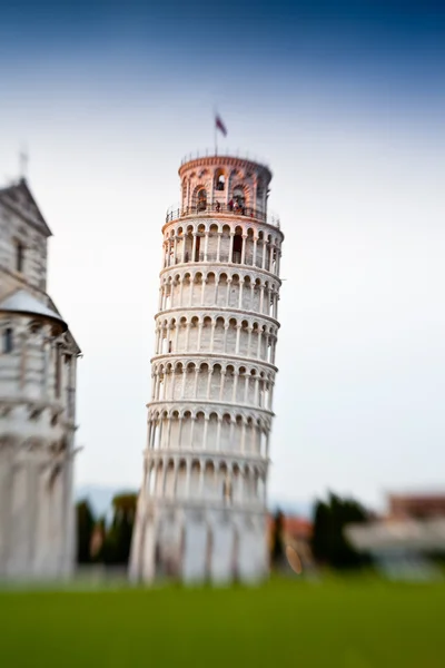 Yaslanarak towert Pisa, İtalya — Stok fotoğraf