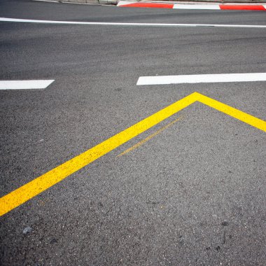 Araba yarışı asfalt