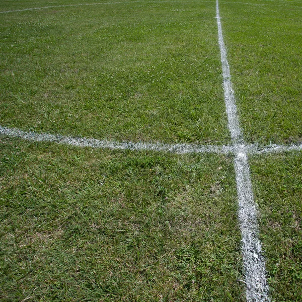 Piłka nożna pole trawa — Zdjęcie stockowe