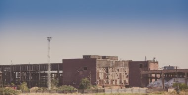 Sanayi Binaları terk