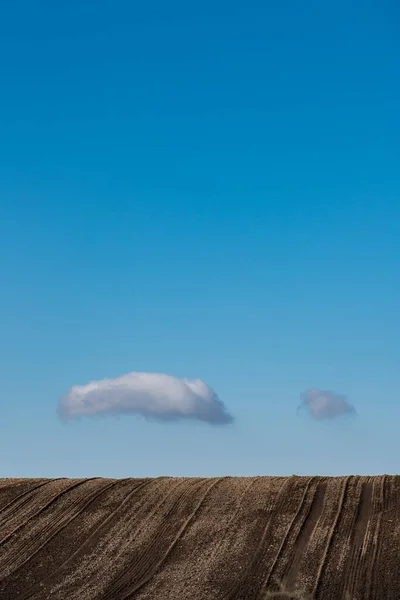 구름낀 아름다운 하늘을 배경으로 — 스톡 사진