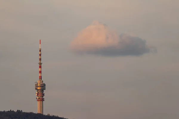 Torre Televisión Pecs Con Una Nube Noche —  Fotos de Stock