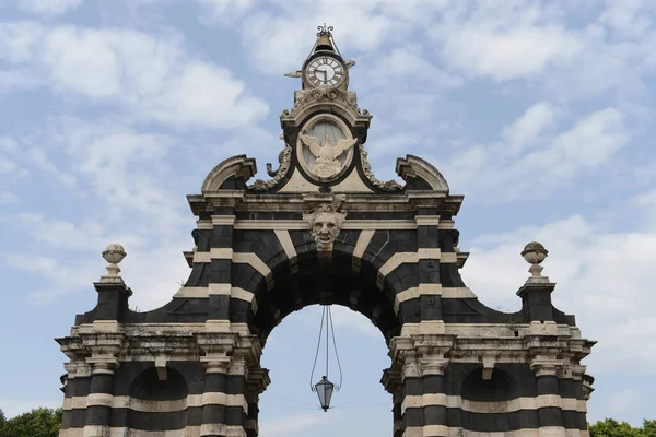 Porta Garibaldi Palastro Square Catania Sicily Italy — Stockfoto