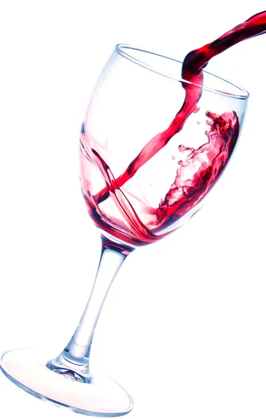 Spritzer Rotwein im Glas isoliert auf weißem Hintergrund — Stockfoto