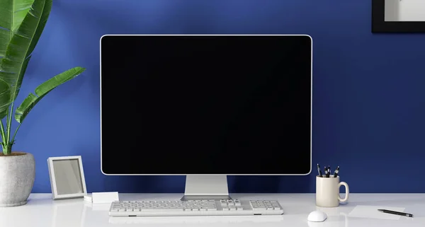机の上のノートパソコン モックアップ 3Dレンダリング — ストック写真