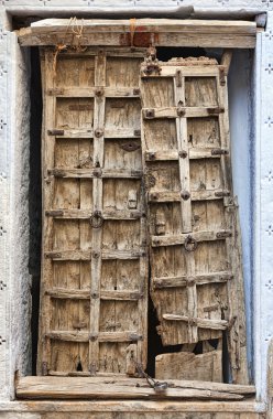 eski harap ahşap kapı.