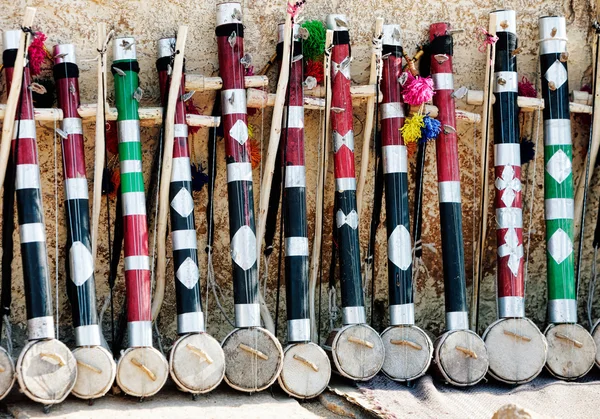 Indické housle - tradiční produkt pro turisty — Stock fotografie