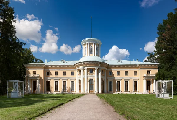 Museum-landgoed van arkhangelskoye. Grand palace. — Stockfoto