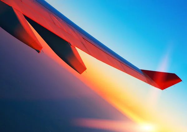 Air travel at sunrise — Stock Photo, Image