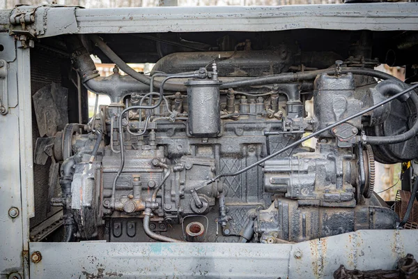 Stary silnik Diesla ciągnika — Zdjęcie stockowe