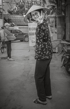 28 Mayıs 2016, Vietnam, Nha-Trang, gülümseyen yaşlı kadın portresi