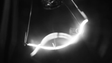 tungsten ampul