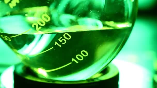 实验室测试烧杯 — 图库视频影像