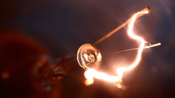 Ampoule en tungstène 