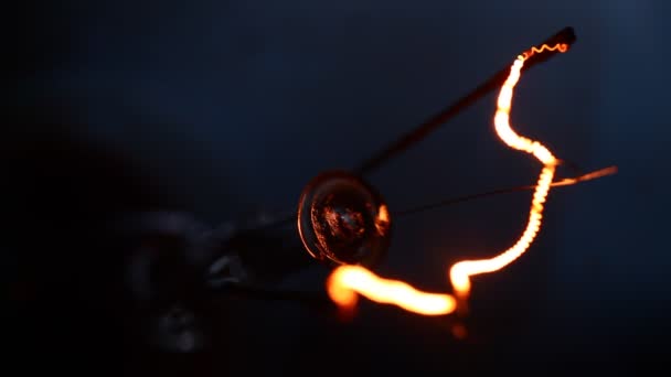 Ampoule en tungstène 