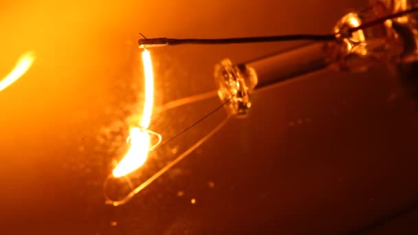 Ampoule en tungstène 