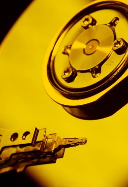 sabit disk sürücüsü