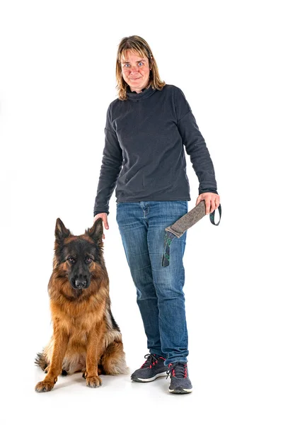 Junge Schäferhündin Und Besitzerin Vor Weißem Hintergrund — Stockfoto