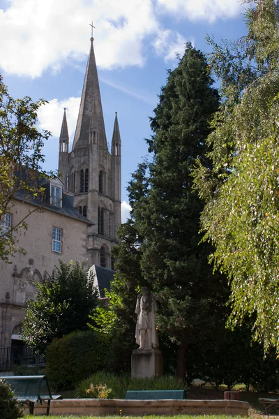 Святого Петра в queroix церкви в місті limoges, Франції — стокове фото