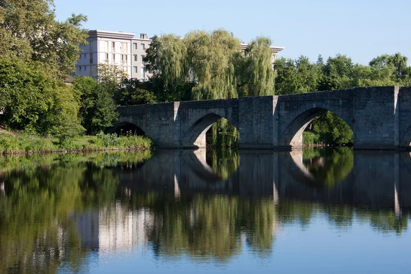 St. Etienne de brug in Limoges — Stockfoto