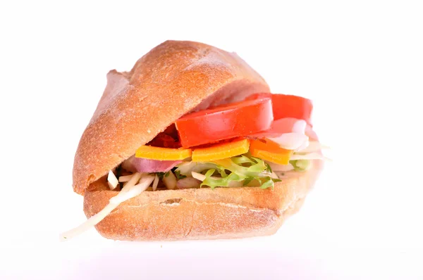 beyaz zemin üzerinde sandviç