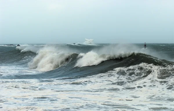 Storm jätte sea wave Stockfoto