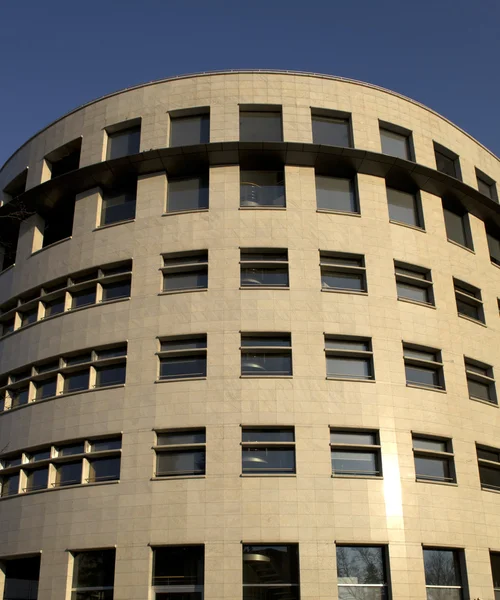 Modern apartment buildings — Stock Photo, Image