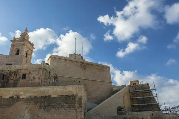 Restaurierte Bastionsmauer — Stockfoto