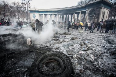 Ateşkes, ateşkes, euromaidan, inşaat barikat, grushevskogo