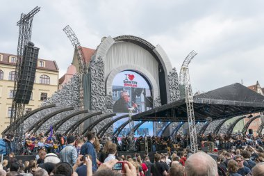 gitar Polonya guinness dünya kayıt olay 1 Nisan 2014