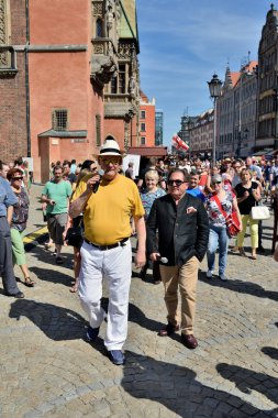 Robert maklowicz ve piotr bikont durumunda 