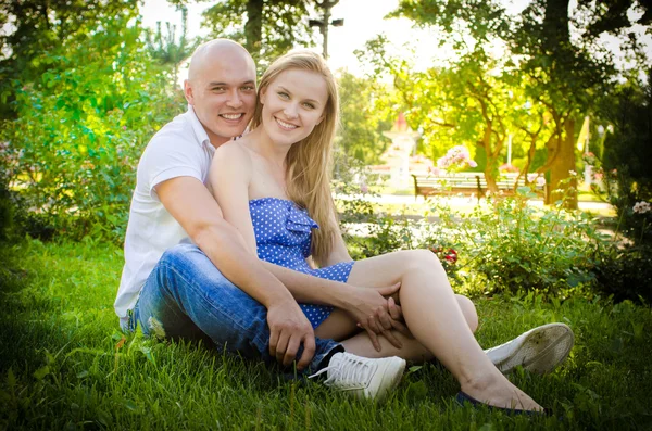 Love couple happy together — Stock Photo, Image