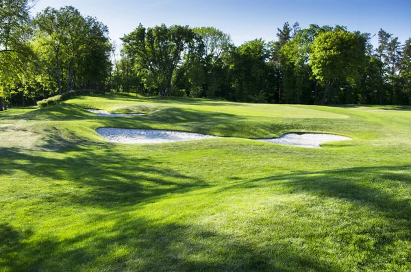 Sand bunkrar på golfbanan — Stockfoto