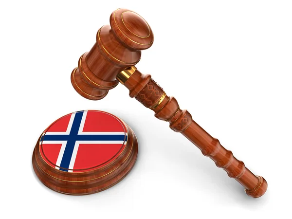 Mazo de madera y bandera noruega — Foto de Stock