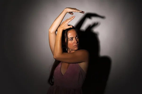 Εκφραστική χορεύτρια — Φωτογραφία Αρχείου