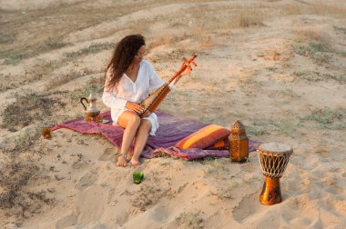 sitar kadınla