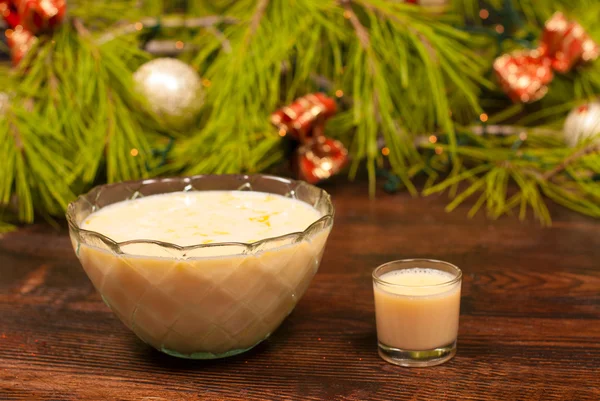 Eggnog bowl — Stock Photo, Image