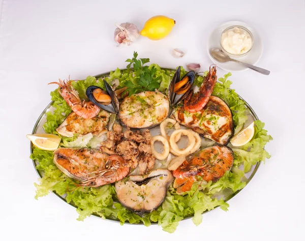 Parrillada de pescado y marisco — Stock Photo, Image