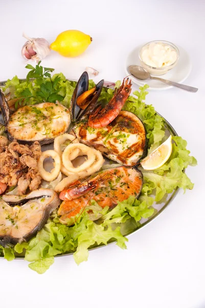 Parrillada de pescado y marisco — Stock Photo, Image