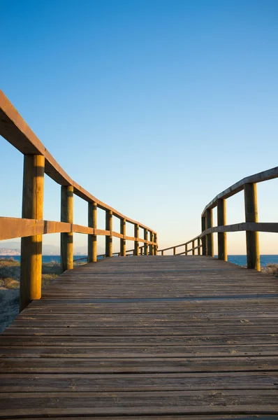 Footbrige low angle — Stock Photo, Image