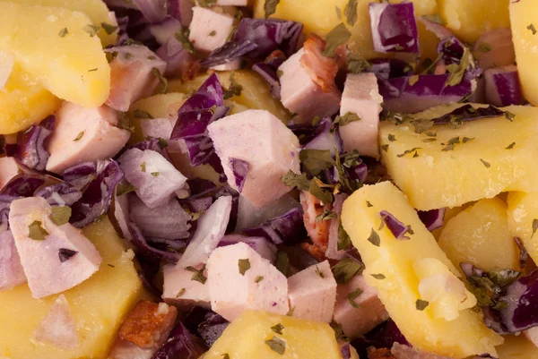 Tam kare almak patates salatası — Stok fotoğraf