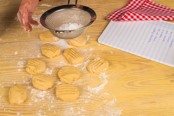 Puderzucker auf Plätzchen — Stockfoto