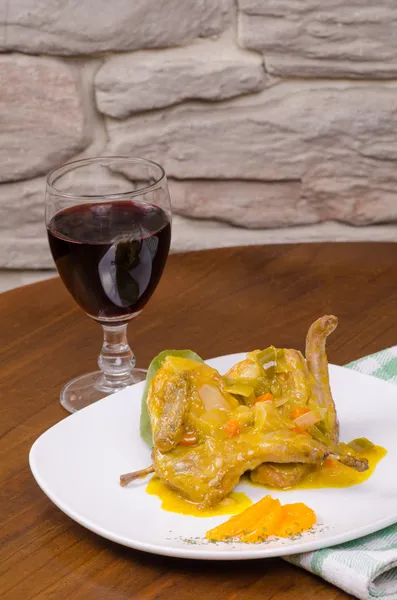 Quail and red wine — Stock Photo, Image