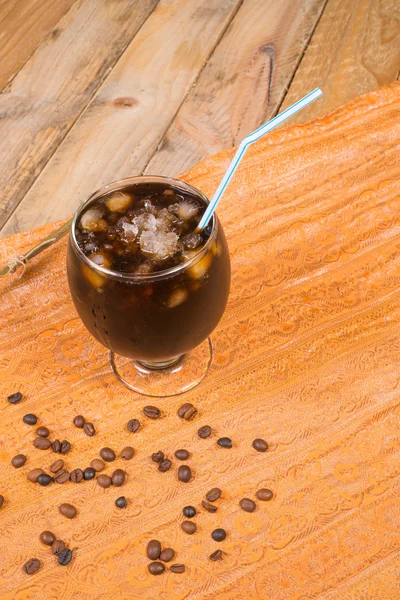 Refreshing iced coffee — Stock Photo, Image