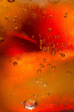 kola ve kabarcıklar